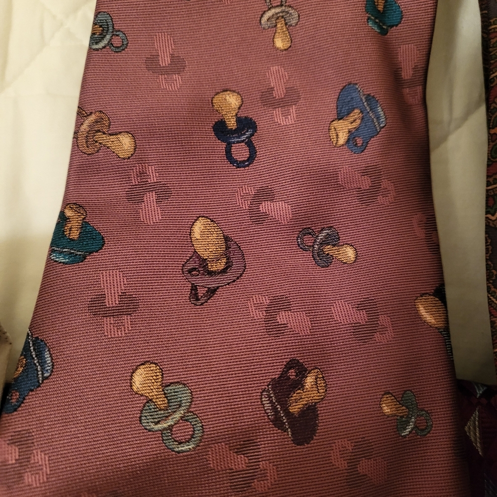 Lot of 18 Silk Ties Business Casual| Boyfriend|Date Night - Picture 7 of 8